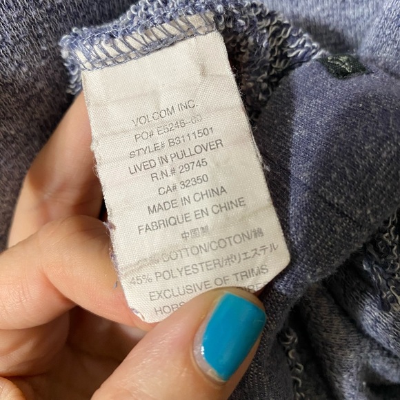 Volcom hoodie - Picture 3 of 6